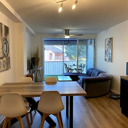 Appt F3 A 80m De La Mer 5 Couchages Plus Bebe Apartment *