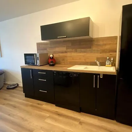 Apartment Appt F3 A 80m De La Mer 5 Couchages Plus Bebe