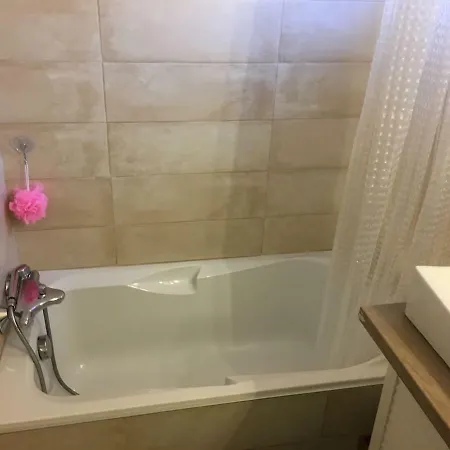 Appt F3 A 80m De La Mer 5 Couchages Plus Bebe Apartment *